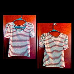 Forever 21 puffed sleeve shirt